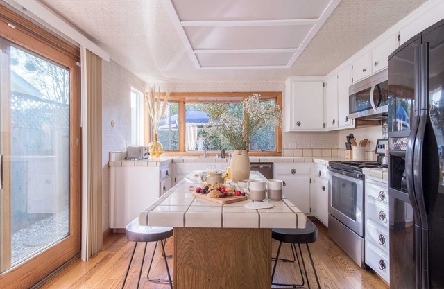 Marigold by Avantstay Warm & Stylish Home in Wine Country w/ Pool