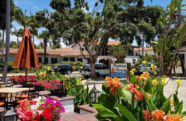 Marina Beach Motel
