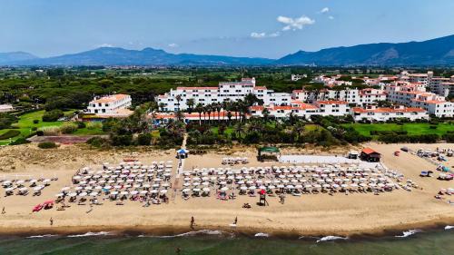 Marina Club Hotel