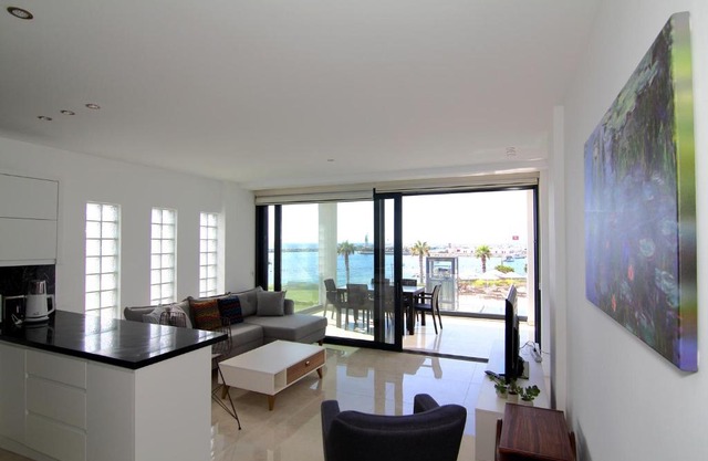 Marina Premium Residences