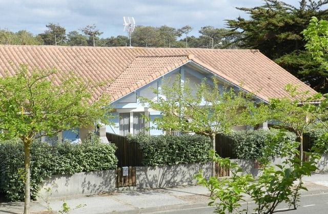 Neben Strand und Geschäften hat dieses 40qm Reihenhaus mit 1 Stock eine Terrasse