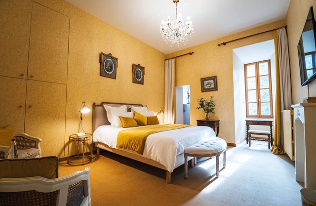 Château de Thorens - Marquise de Grollier bedroom