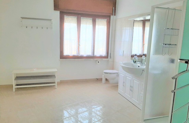 MARTINA room in cozy B&B. With Pool and air conditioning!