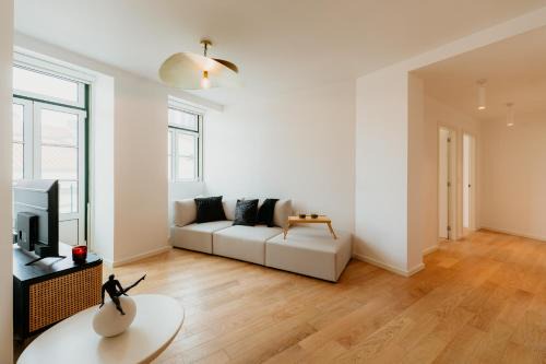 Mary Pink - NO 2A - Gorgeous Two-Bedroom Apartment