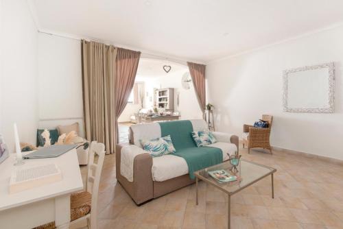 Marziale Apt - De Vivo Realty Sorrento