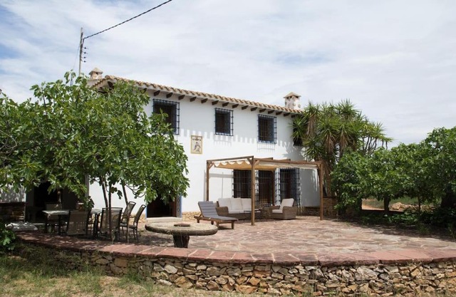 Mas de Paco, Chimenea, barbacoa y piscina