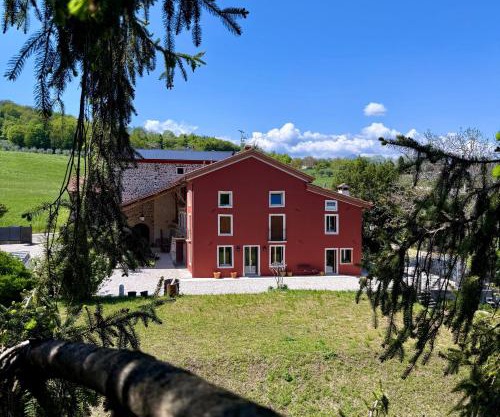 MASARI ALLA CASA ROSSA Vineyard guest house