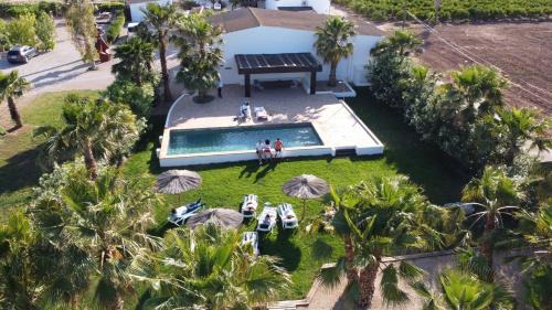 Masia Botargo 9 hab, 8 baños, piscina, porche