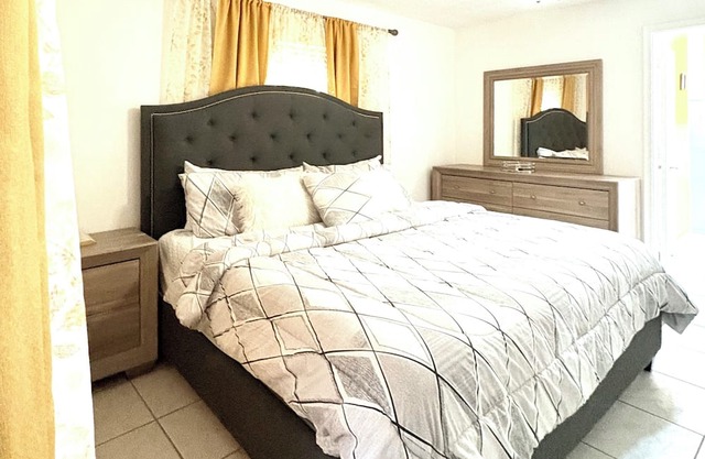 Master Bedroom suite - Perfect for a getaway