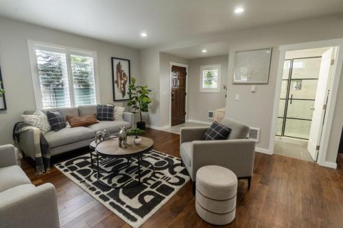 Master Suite with King Size Bed.
