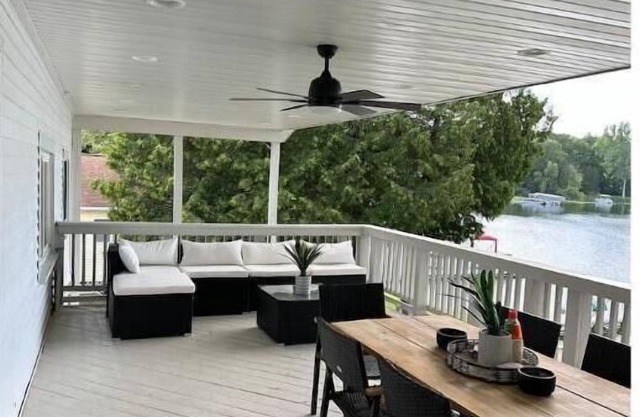 Maston Lake Paradise-Sleeps 12-Lake Getaway! Sand Lake MI