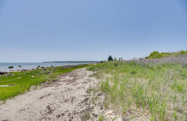 NEU! Mattapoisett House w / 7 Acres & Privatstrand