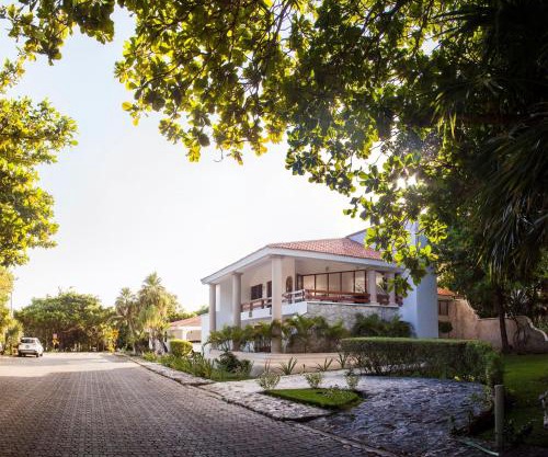 Matuk Beach House I Playacar 1