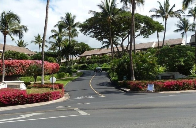 Maui Kamaole CONDO M102 VOLLSTÄNDIG ÜBERARBEITETE