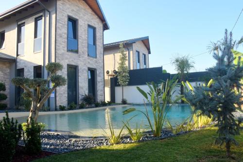 maura beach villas family
