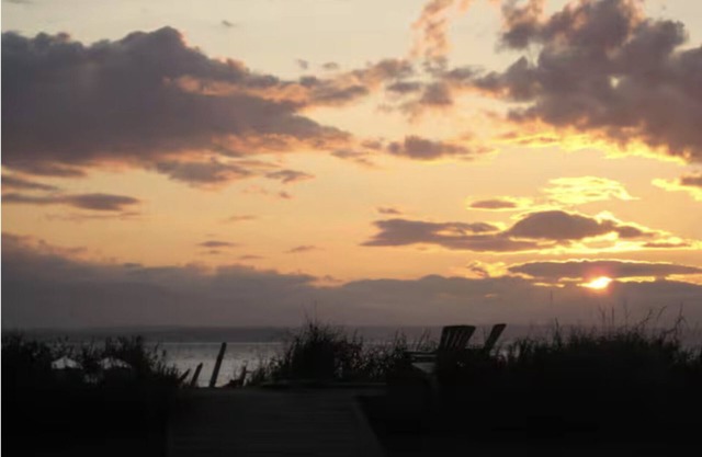 Maxwelton Beach Waterfront: Sonnenuntergänge und Blick auf die Olympischen Berge