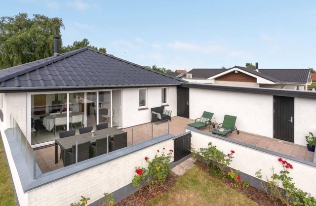 "Mayla" - 50m from the sea by Interhome