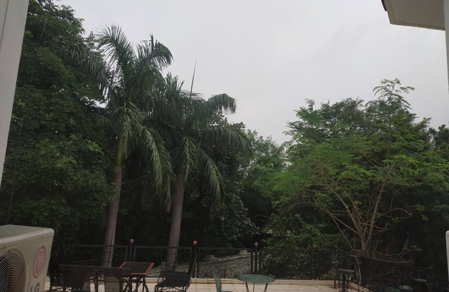 MB Aufenthalt zu Hause, Shyamala Hills Bhopal