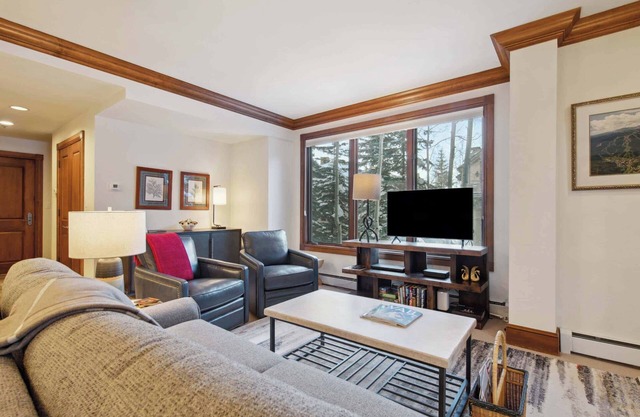 McCoy Peak Lodge Condo 102