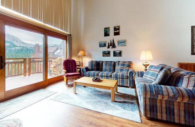 Meadow Ridge #28 condo