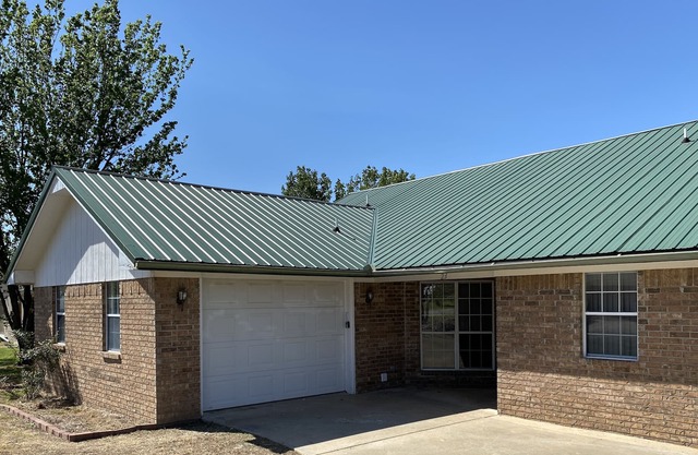 Meadowbrook LN Home
