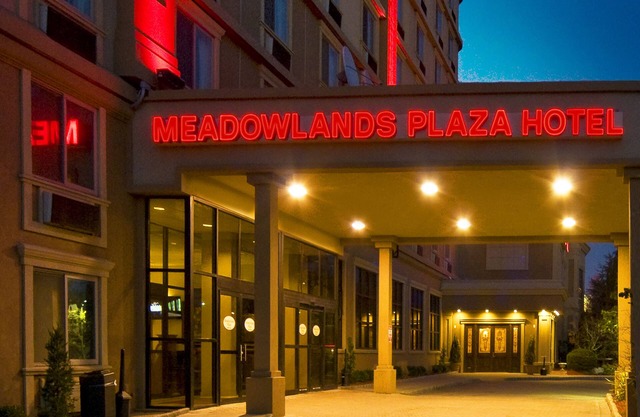 Meadowlands Plaza Hotel