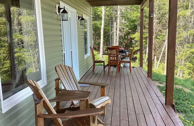 Mechanic Lake Lodge is near Fundy National Park and the Fundy Trail PARKWAY.