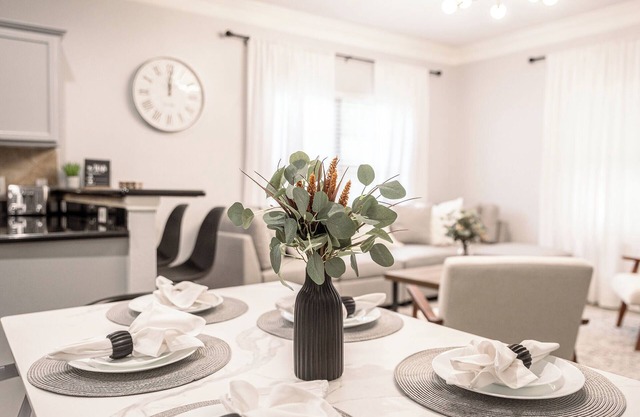 MedCenter Modern Retreat: King Suite and Office