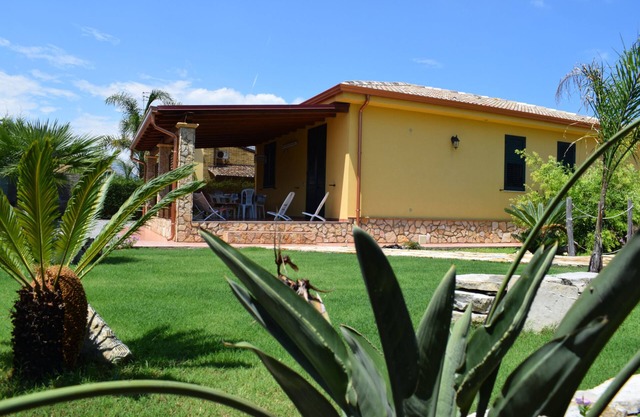 Mediterrane Villa - 150 Meter von der Strandpromenade von Cefalu