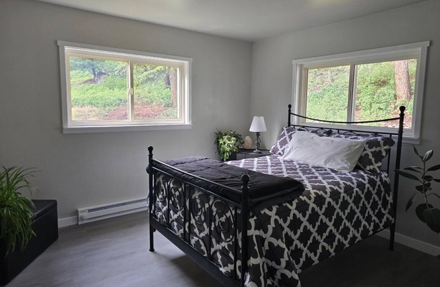 Medicine Tree Chalet in Conner
