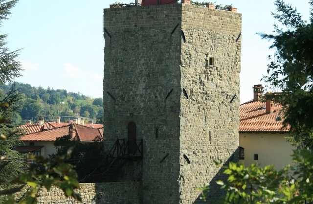 Anwesen / Landgut - PRATOVECCHIOtypisches Landhaus