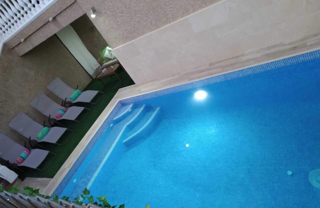 Villa mit privatem Pool, WLAN, Klimaanlage, 12 km von schönen Stränden.