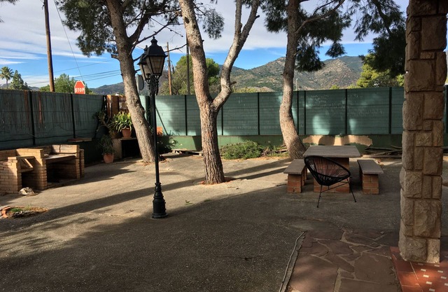 Mediterrane Villa in Strandnähe mit privatem Pool