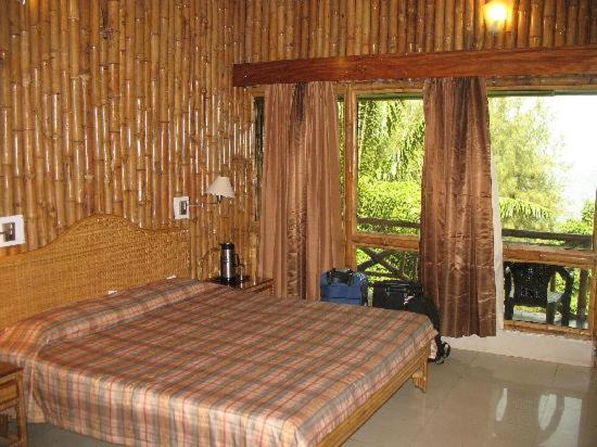 Megapode Resort