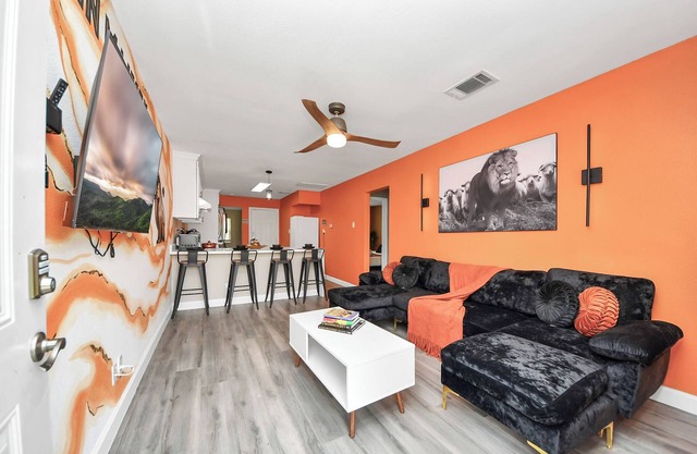 Melanin Majesty! 2BD/1BA Near NRG/HOU/Rodeo