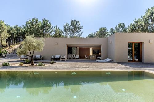 Melides Premium Villa With Pool by Homing