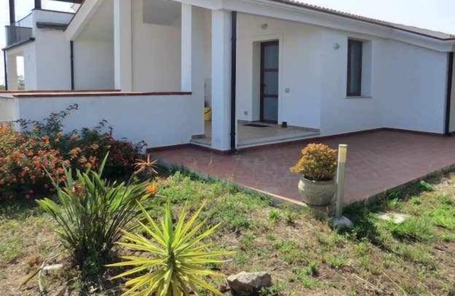 Melissa, one bedroom apartment by the sea with veranda