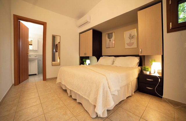 Ferienhaus "melograno" mit Pool und Privatstrand
