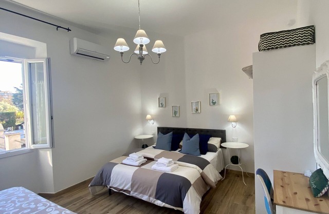 MenasiHome Your home just a 2-minute walk from the metro stop.