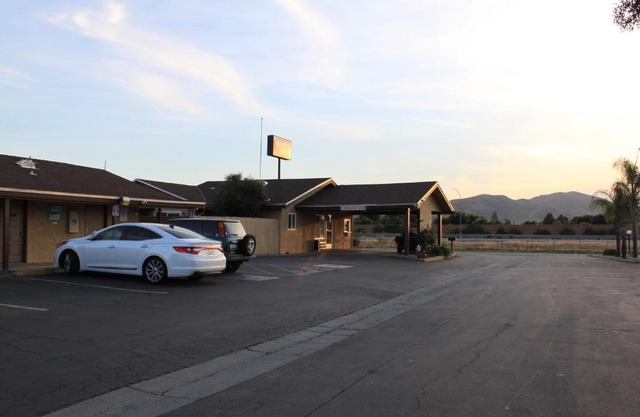 Menifee Inn