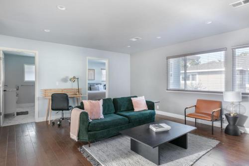 Menlo Park 2br w parking ac nr dining tech SFO-1497