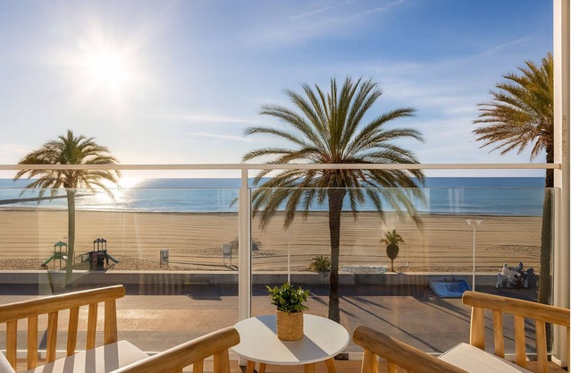 Meraki Beach Hotel - Adults Only