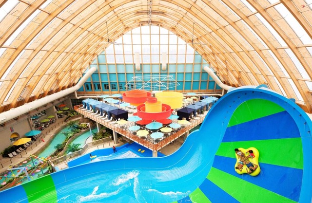 Mere Steps From Water Fun! 2 Swimming Pools, Free Parking, Near French Quarter