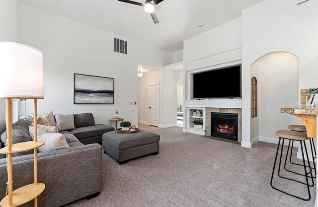 Meridian Patio Home with Games, Seasonal Pool, Close to EVERYTHING! Pet friendly