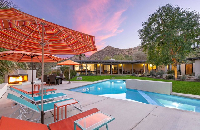 'Mesa Ranch' 1 Acre Palm Springs Compound