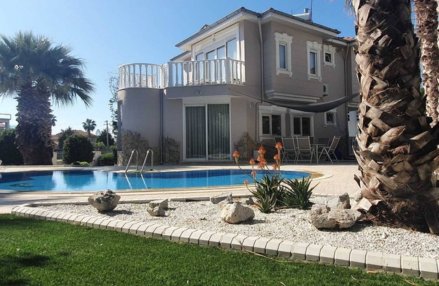 Mesan Golfing Villa with private pool