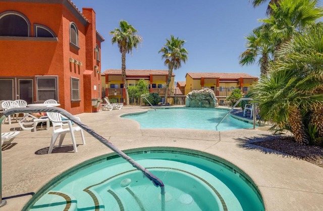 Mesquite Condo with Community Pool and Hot Tub!