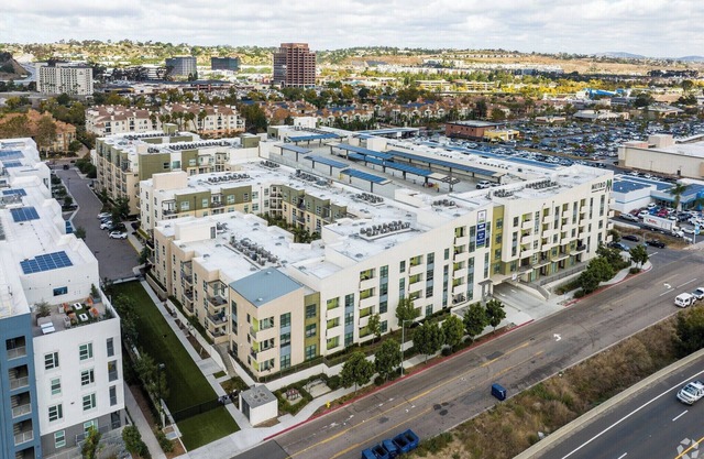 Metro Mission Valley-Comfortable 1-Bedroom Escape in San Diego with WiFi & AC