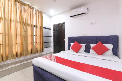 Metro Regency - Near Hazratganj & Charbagh