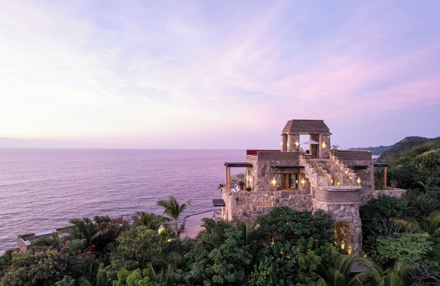 Mexican Pyramid Style Villa w/ Exclusive Beach Access | 6 Private Pools & Panoramic Ocean View